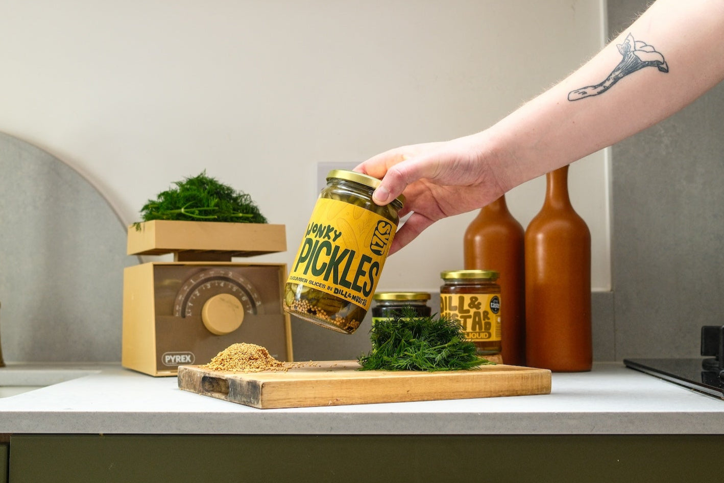 Wonky Pickles - Dill & Mustard Cucumbers (400g)